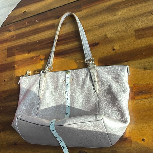 COACH Metallic Rose Gold Pebble Leather Exotic Python Trim Ava Tote Bag - Picture 14 of 15